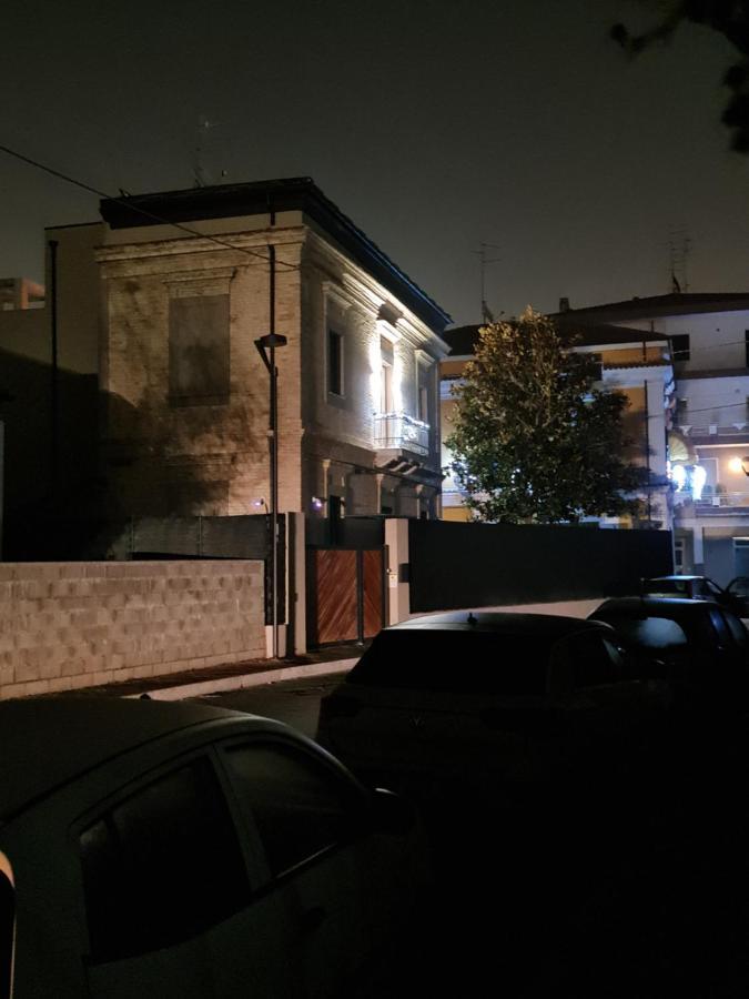 Ferienwohnung Dimora Dei Cento Pescara Exterior foto